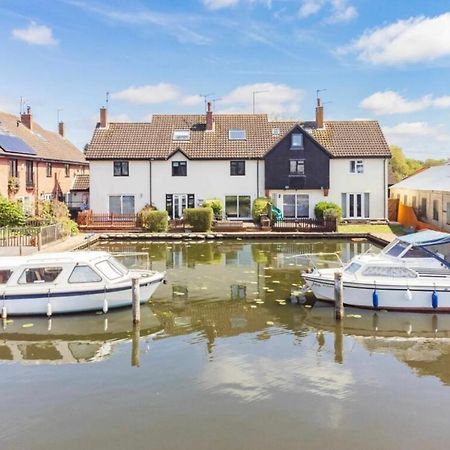 Cottage On The Quay Wroxham Exterior foto